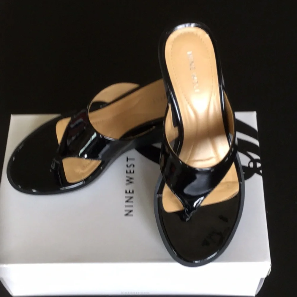 Shoes - Picture 2 of 5